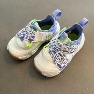 Nike toddler Flex Advance SE PS Shoe Sail/Light Thistle size 6